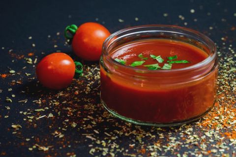 Tomat pastasi
